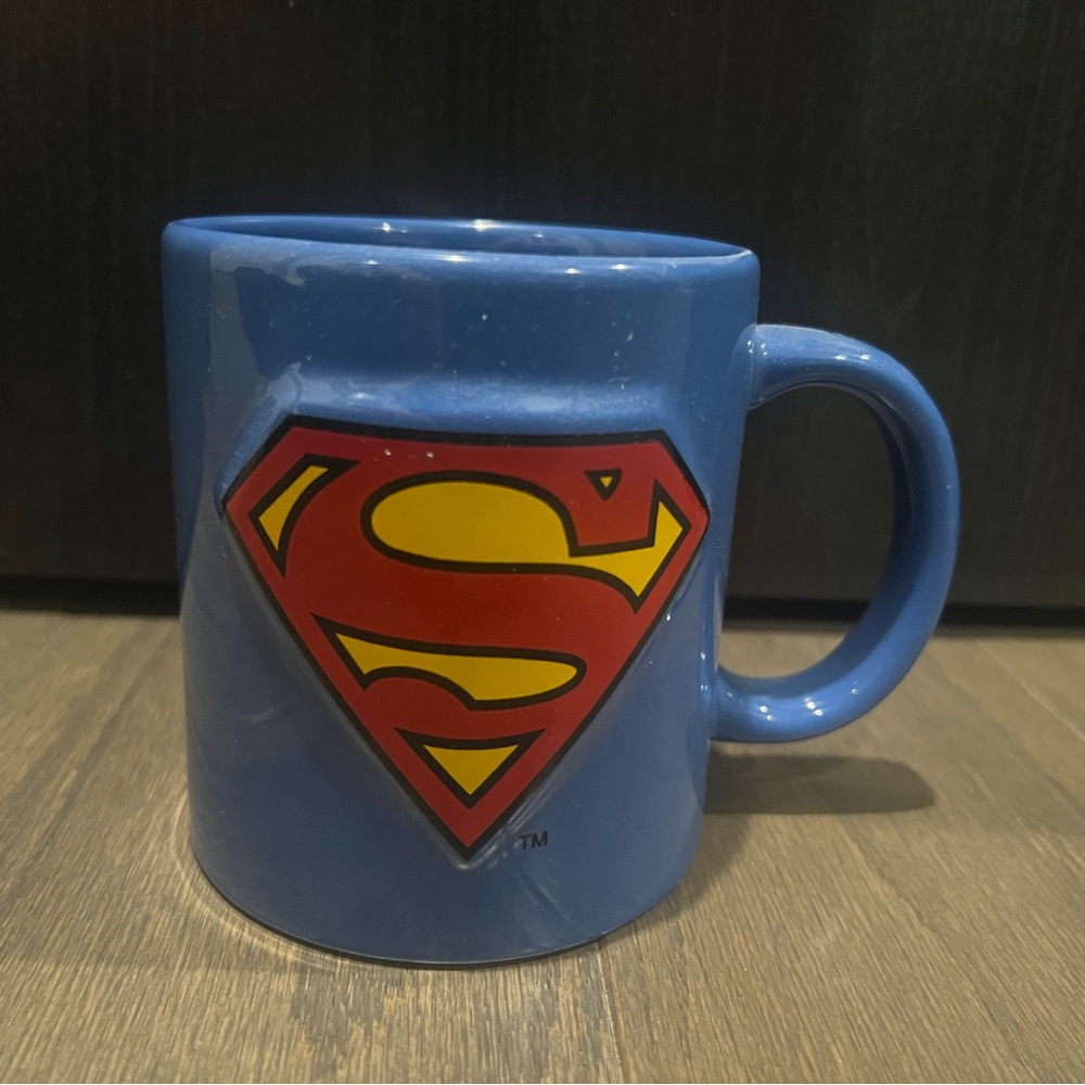 DC Comics Superman Logo 12 Ounce Coffee Mug Kitchenware Collectible